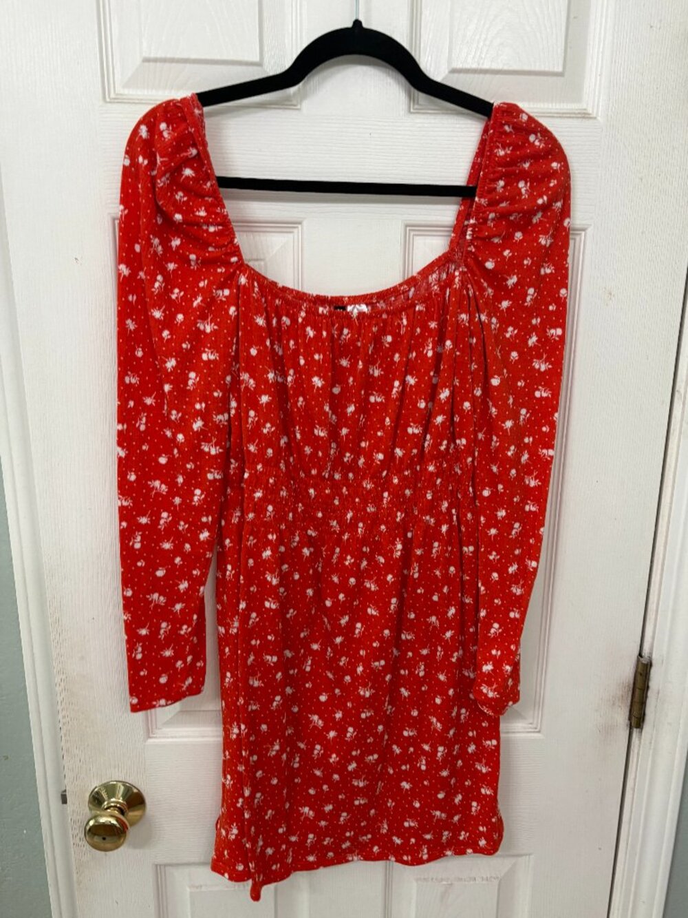 🛍️ H&M Divided Red Floral Square Neck Smocked Long Sleeve Mini Dress L